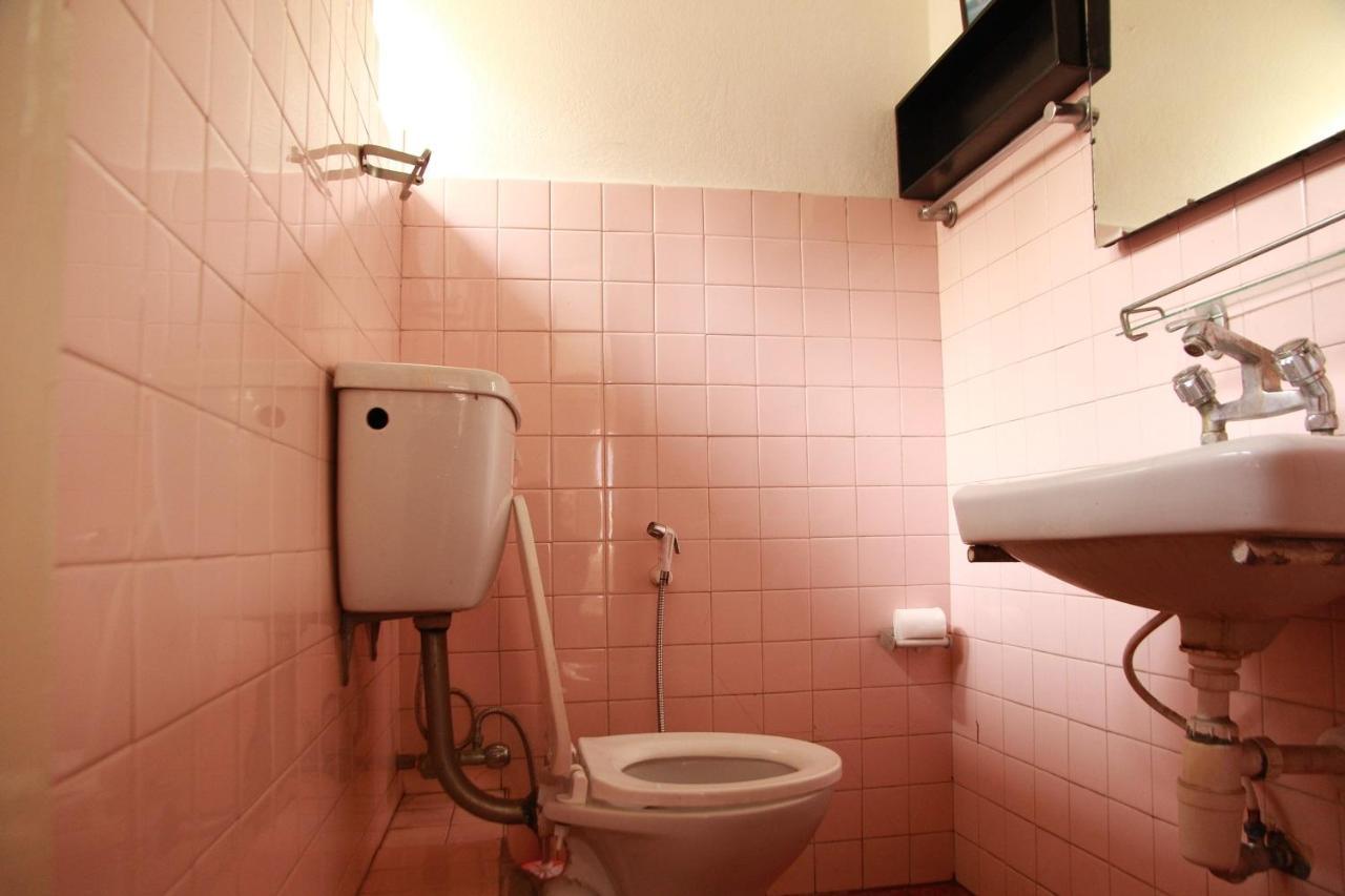 Ojas Wellness B&B Lalitpur Extérieur photo