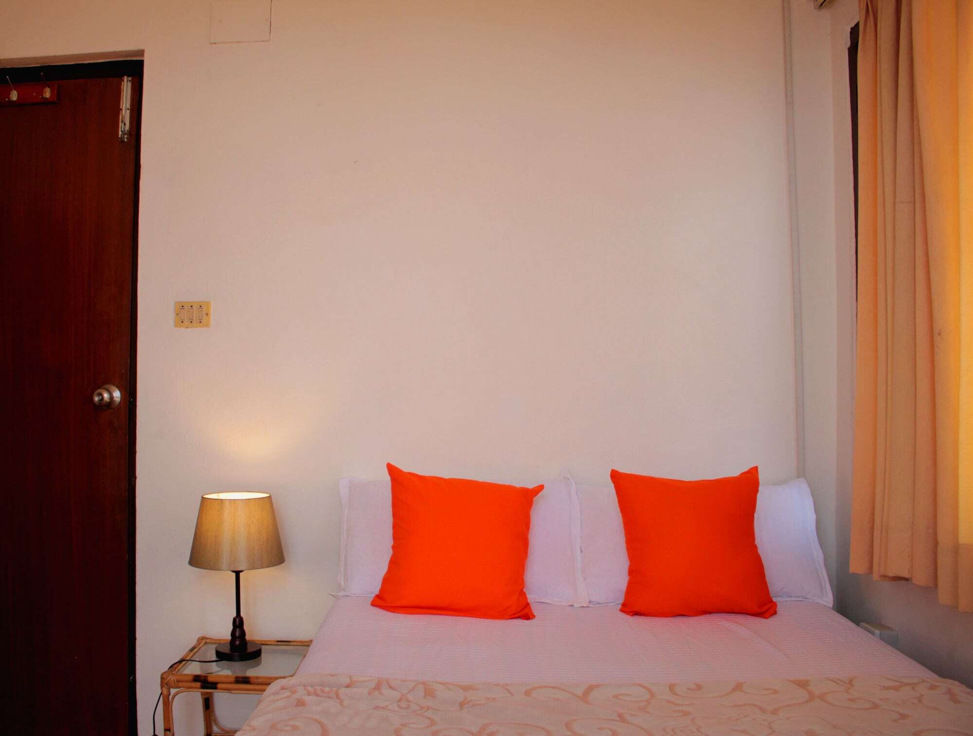 Ojas Wellness B&B Lalitpur Extérieur photo